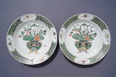 A pair of Chinese famille verte flower basket dishes, Kangxi