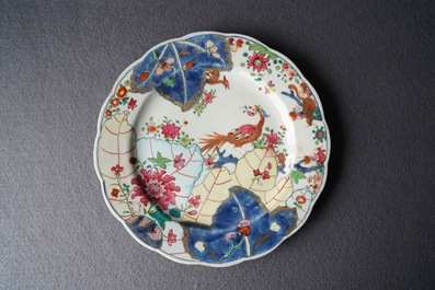 A pair of Chinese famille rose 'Tobacco leaf' plates, Qianlong