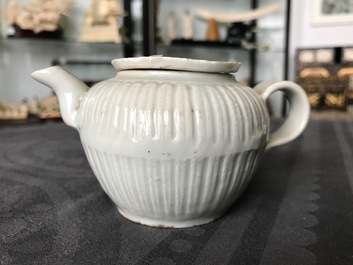 Negen stukken Chinees qingbai porselein, Song