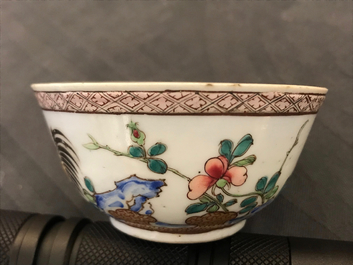 Un bel ensemble d'objets &agrave; th&eacute; en porcelaine de Chine famille rose, Yongzheng/Qianlong