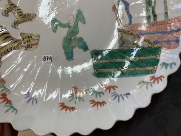 A pair of lobed Chinese famille verte Kakiemon-style 'tiger' plates, Kangxi