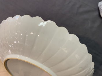 A pair of lobed Chinese famille verte Kakiemon-style 'tiger' plates, Kangxi