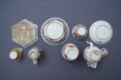 Un bel ensemble d'objets &agrave; th&eacute; en porcelaine de Chine famille rose, Yongzheng/Qianlong