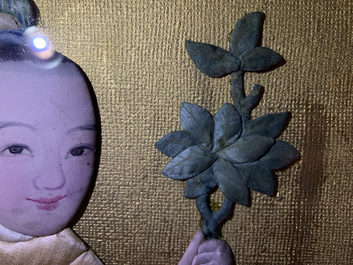 Trois broderies de figures rehauss&eacute;es de peinture, Chine, 18/19&egrave;me