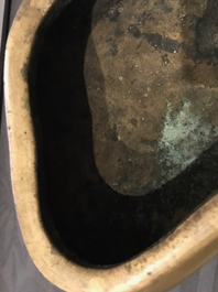 A Chinese quatrefoil gold-splashed bronze censer, Fei Ge mark, 17/18th C.