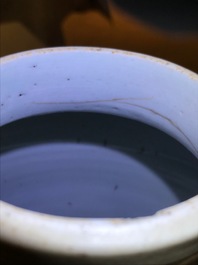 Een Chinese wucai pot met floraal decor, Transitie periode