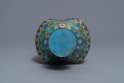 A Chinese cloisonn&eacute; rouleau vase and four jardini&egrave;res, 19/20th C.