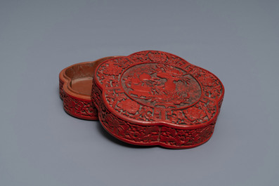 A Chinese carved cinnabar lacquer box and cover, Wanli mark, 18/19th C.