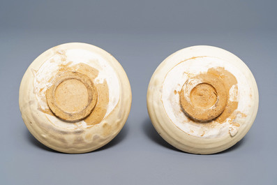 Two Chinese polychrome Cizhou bowls with floral designs, Jin/Yuan