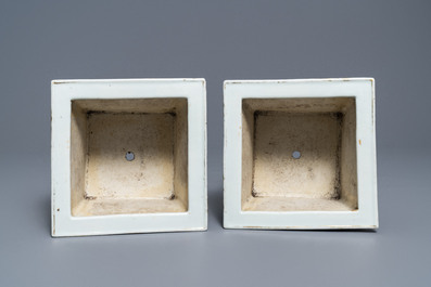 A pair of square Chinese qianjiang cai jardini&egrave;res on stands, 19/20th C.