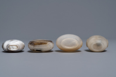 Eight Chinese agate snuff bottles, 19/20th C.