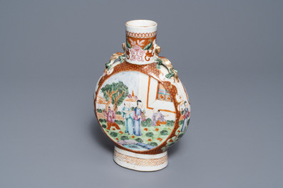 A Chinese famille rose 'mandarin' moonflask vase, Qianlong/Jiaqing