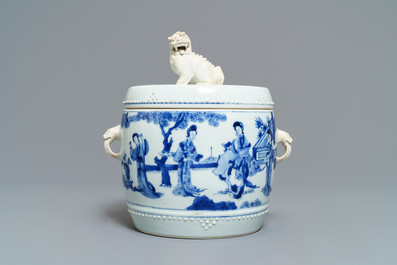 A Chinese blue and white covered bowl with ladies in a garden, Kangxi