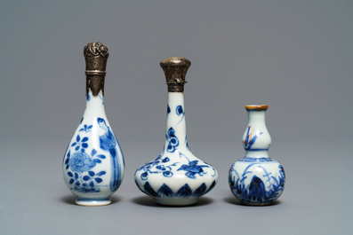 Neuf vases miniatures en porcelaine de Chine bleu et blanc et deux pi&egrave;ces en 'Amsterdams bont', Kangxi et apr&egrave;s