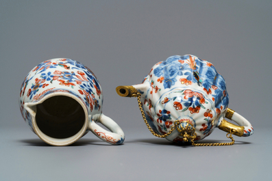 Neuf vases miniatures en porcelaine de Chine bleu et blanc et deux pi&egrave;ces en 'Amsterdams bont', Kangxi et apr&egrave;s