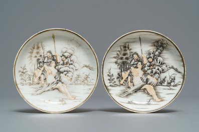 Cinq tasses et soucoupes et une th&eacute;i&egrave;re en porcelaine de Chine famille rose et grisaille, Yongzheng/Qianlong