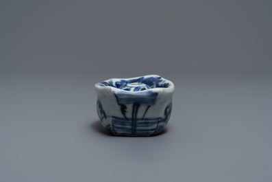 Een Chinese blauw-witte &lsquo;Hansje in de kelder&rsquo; kop, Transitie periode