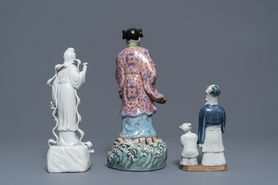 Une collection vari&eacute;e de figures en porcelaine de Chine, 18&egrave;me et apr&egrave;s