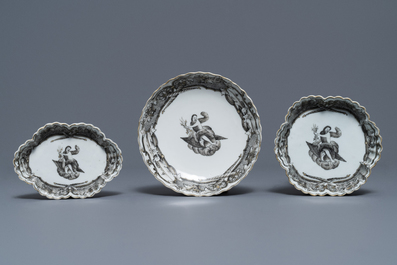 A 37-piece Chinese grisaille 'Jupiter' tea service, Qianlong