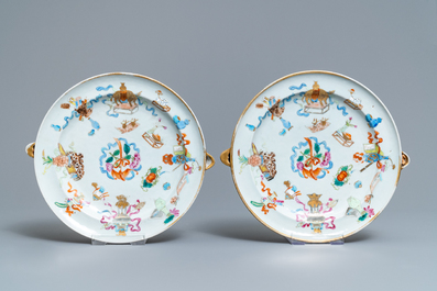 Een 9-delig Chinees famille rose servies met kostbaarhedendecor, Jiaqing/Daoguang