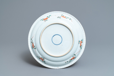 A Chinese famille verte dish with birds among blossoms, Kangxi