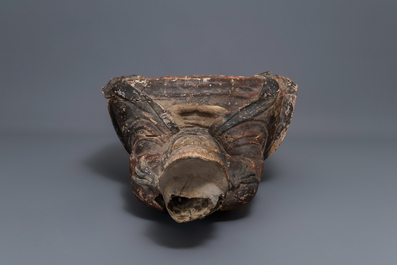 Une figure d'une Bodhisattva en bois peint, Chine, 18/19&egrave;me