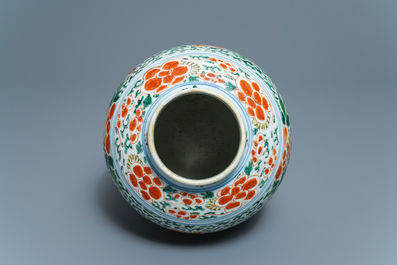 A Chinese wucai 'phoenixes' vase, Transitional period