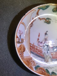 Twee paar fijne Chinese famille rose koppen en schotels, Yongzheng/Qianlong