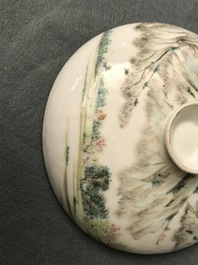 A Chinese qianjiang cai spice box and a warming bowl on foot, 19/20th C.
