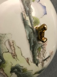 A Chinese qianjiang cai spice box and a warming bowl on foot, 19/20th C.