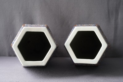 A pair of rare Chinese hexagonal brown-ground blue, white and underglaze red vases, 19th C.