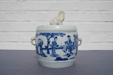 A Chinese blue and white covered bowl with ladies in a garden, Kangxi