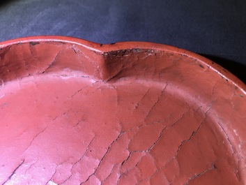 A Chinese carved cinnabar lacquer box and cover, Wanli mark, 18/19th C.
