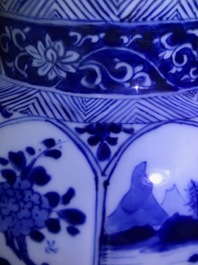 Een Chinese blauw-witte dekselvaas, Kangxi