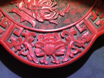 A Chinese carved cinnabar lacquer box and cover, Wanli mark, 18/19th C.