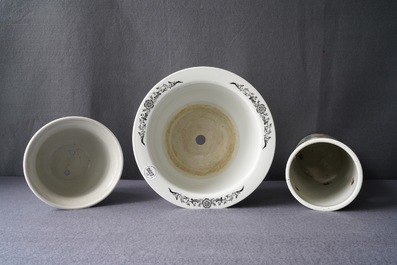 Een diverse collectie Chinees famille rose porselein, 19/20e eeuw
