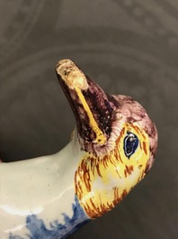 Une paire de terrines en forme de canards en fa&iuml;ence de Delft polychrome, 18&egrave;me