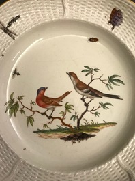 Twaalf polychrome porseleinen borden met vogels, Ludwigsburg, Duitsland, 2e helft 18e eeuw