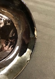Een vierdelig koffieservies in zwart aardewerk met zilveren montuur, Namen, 18e eeuw