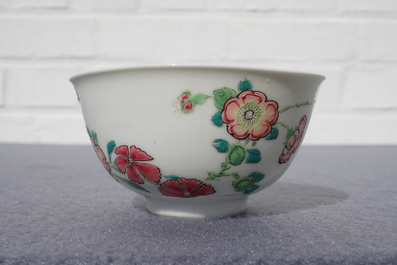 A fine Chinese famille rose cup and saucer with floral design, Yongzheng
