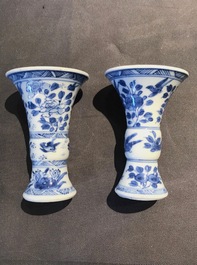 Zes paar Chinese blauw-witte miniatuur vaasjes, Kangxi