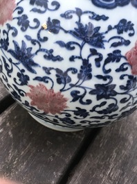 A Chinese blue, white and underglaze red yuhuchunping vase, Qianlong
