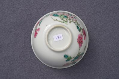 A fine Chinese famille rose cup and saucer with floral design, Yongzheng