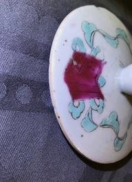 Een diverse collectie Chinees famille rose porselein, 19/20e eeuw