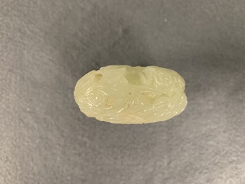 Vier Chinese jade snuifflessen, 19/20e eeuw