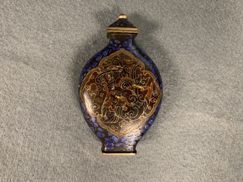 Ten Chinese cloisonn&eacute; snuff bottles, 19/20th C.