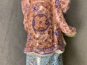 Une collection vari&eacute;e de figures en porcelaine de Chine, 18&egrave;me et apr&egrave;s