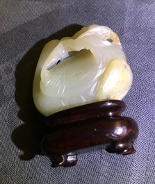 Drie Chinese jade snijwerken, 19/20e eeuw