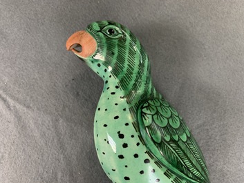 Une collection vari&eacute;e de figures en porcelaine de Chine, 18&egrave;me et apr&egrave;s