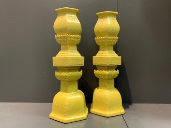 Huit pi&egrave;ces en porcelaine de Chine monochrome, 19/20&egrave;me